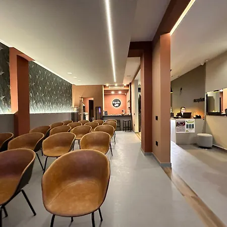 House Civico 56 *