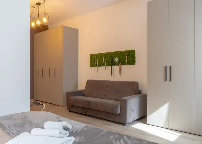 House Civico 56 Bed & Breakfast 4*